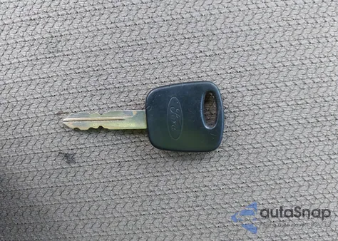 2001 Ford Mustang z USA, uszkodzony, nr VIN 1FAFP40441F157857